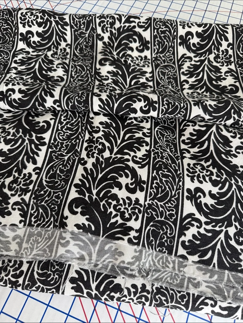 N/A yards black